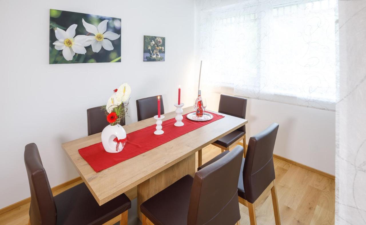 Ferienwohnung Narzisse - City Appartement Im Kurpark Bad Aussee Eksteriør bilde